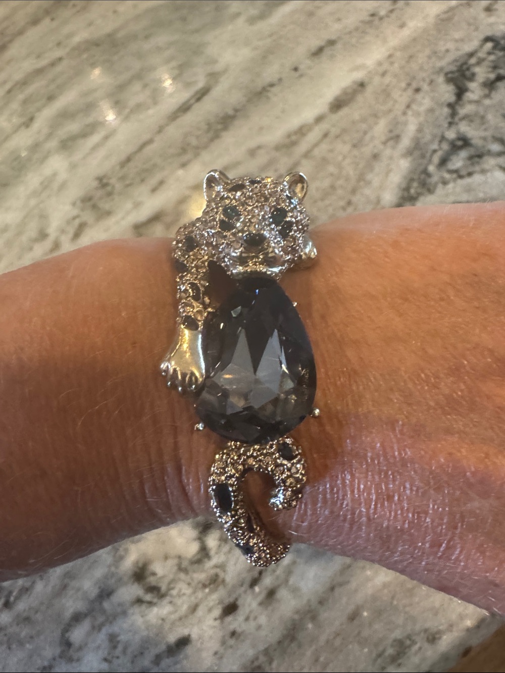 Betsey Johnson Silver Tone Leopard Bracelet with Dark Gray Teardrop Crystal